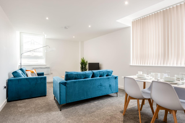 Others 3, Lovely 1 Bedroom Apartment in Central Rotherham, Rotherham