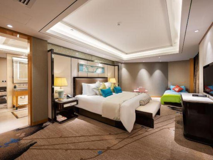 Bedroom 3, Kunshan Hotel, Suzhou