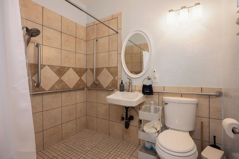 Bathroom 3, BytheSea Inn, San Mateo