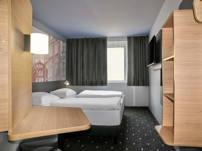 Bedroom 4, B&B Hotel Bielefeld-City, Bielefeld
