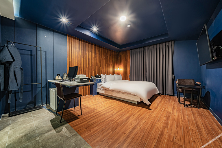 Bedroom 2, Ansan Hotel Wol, Ansan