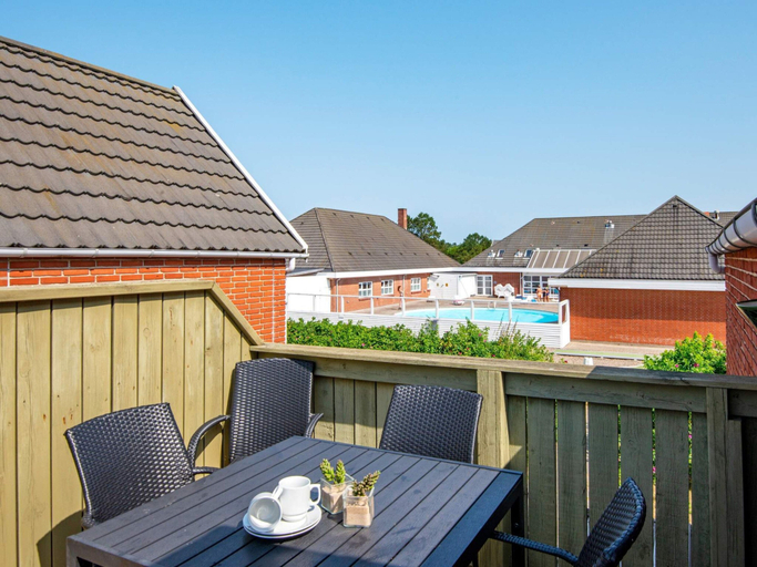 Others 4, 5 Person Holiday Home in Romo, Tønder