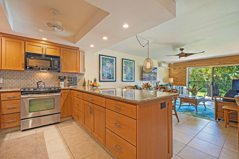 Interior 2, Oceanfront Retreat w/ Sunset Views, AC & Private Lanai - Kahana Sunset B4B, Maui