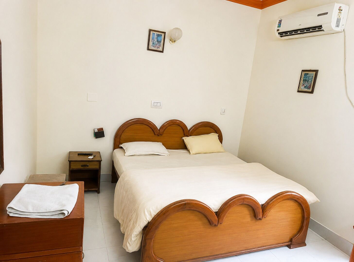 Room 3, Yland Hotel Khajuraho, Chhatarpur