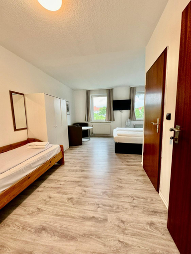 Bedroom 3, Hotel Rucking, Northeim