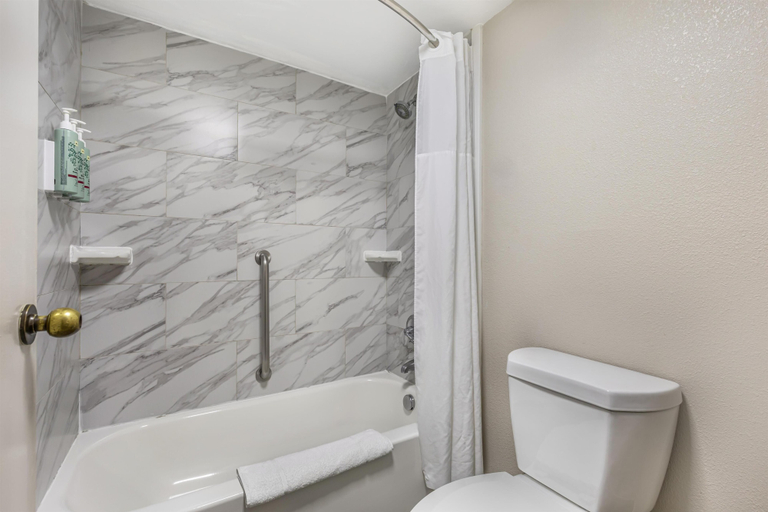 Bathroom 4, Best Western Kent Narrows Inn, Queen Anne's