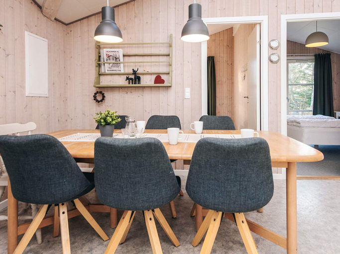 Food & Drinks, 8 Person Holiday Home in Borkop, Vejle