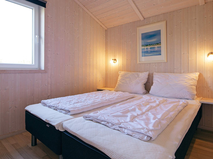 Bedroom 2, Holiday Home in GrÃ¶mmitz, Ostholstein