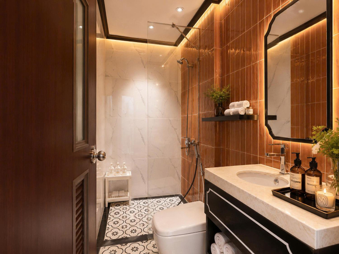 Bathroom 5, Kas Ancient Boutique Hotel - Ben Thanh Market, District 1
