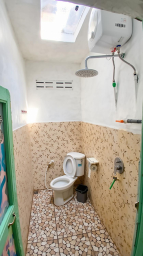 Bathroom 5, "NOMORE" Gallery and Guesthouse, Yogyakarta
