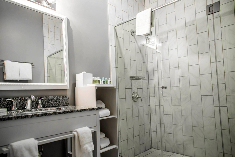 Bathroom 4, Bluegreen Vacations Club La Pension, an Ascend Collection Resort, Orleans
