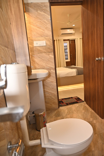 Bathroom 4, Atharv Kaashi - Behind Sigra Sports Stadium, Varanasi