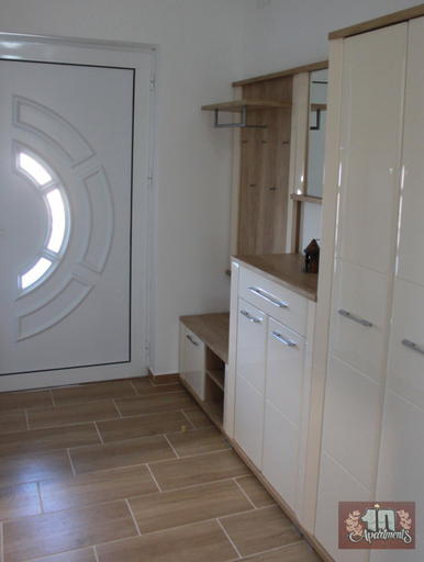 Others 5, 10 Apartments, Novi Sad