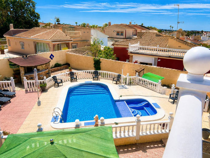 Sport & Beauty 2, Private Pool Villa in El Chaparral, Alicante