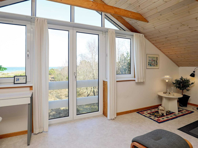 Others 3, 4 Star Holiday Home in Thyholm, Struer