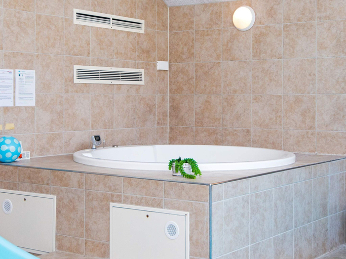 Bathroom 3, 5 Star Holiday Home in Odder, Odder