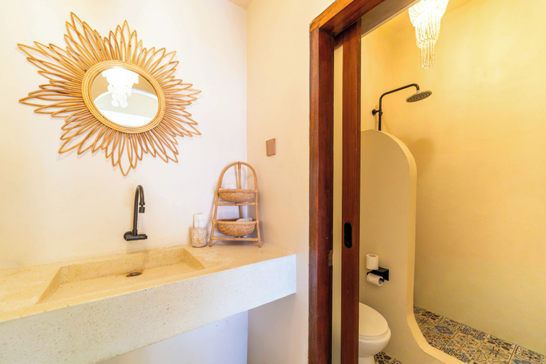 Bathroom 5, Living Asia Sunset Resort, Lombok