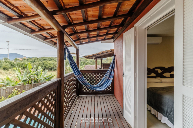 Property grounds, 2BR Duplex w/ Pool 350m From Sea Vle003, Bombinhas