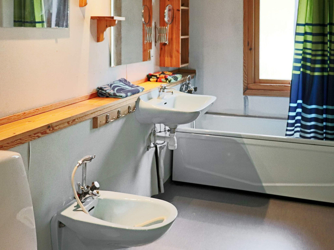 Bathroom, 4 Star Holiday Home in Unnaryd, Hylte