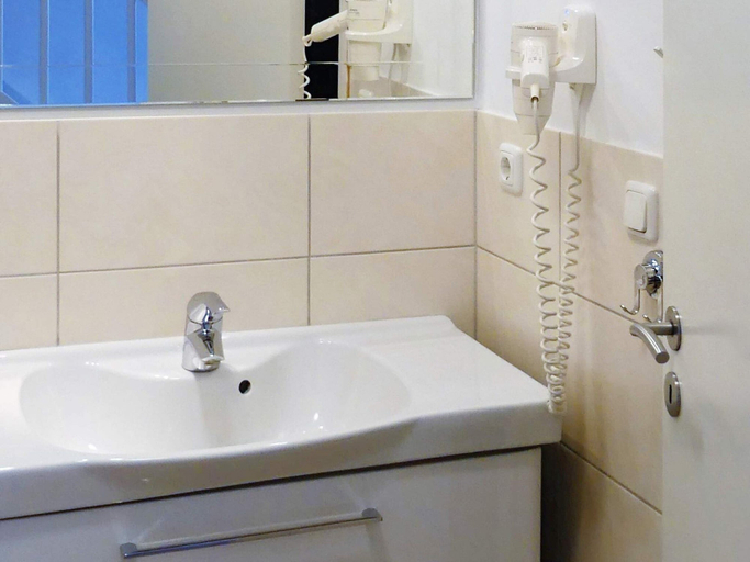 Bathroom 3, Holiday Home in Wendtorf, Plön