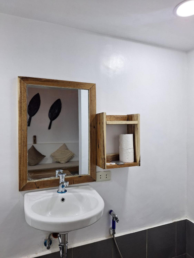 Bathroom 2, Yucca Bungalow Liwanag, El Nido