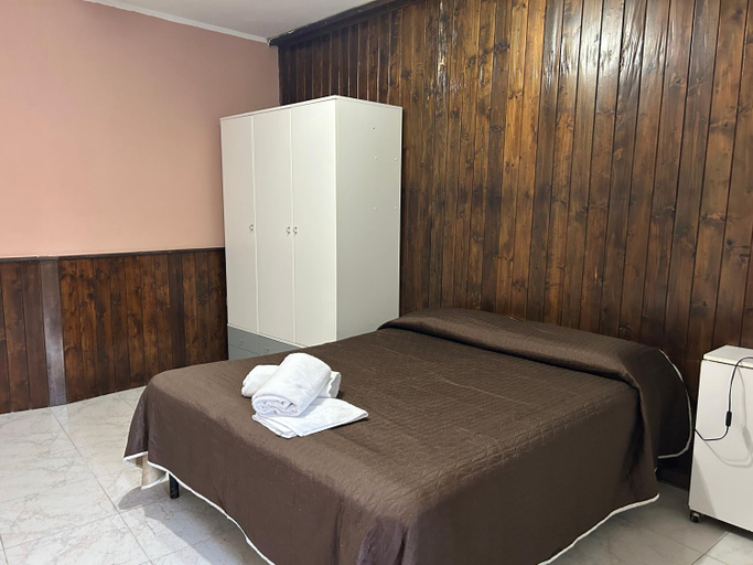 Bedroom 3, Residenza delle Rose, Potenza