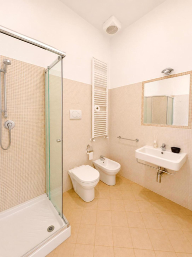 Bathroom 5, Locanda Al Sole, Padua