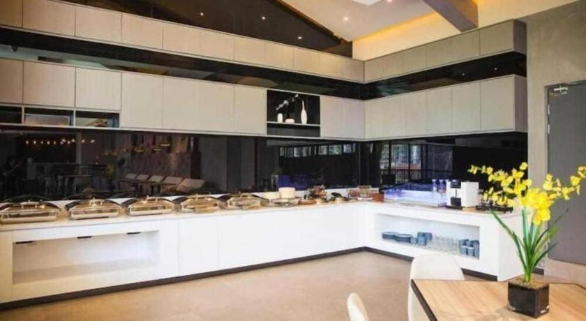 Food & Drinks 4, Jinjiang Metropolo Hotel - Hangzhou Xiasha, Hangzhou