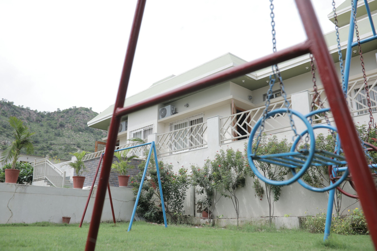 Children's play area - outdoor 3, Olive Green Villa by Singh Home Stay, Udaipur