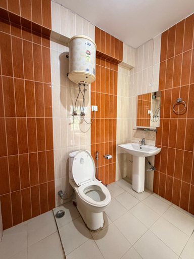 Bathroom 3, MOUNTAIN FACE COTTAGE , Kullu