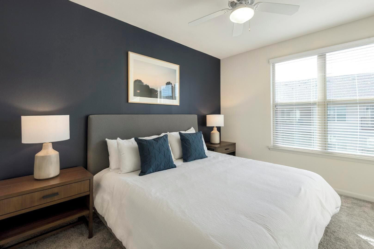 Room 4, Landing Chic 1bd, Clubhouse, Gym, Houston