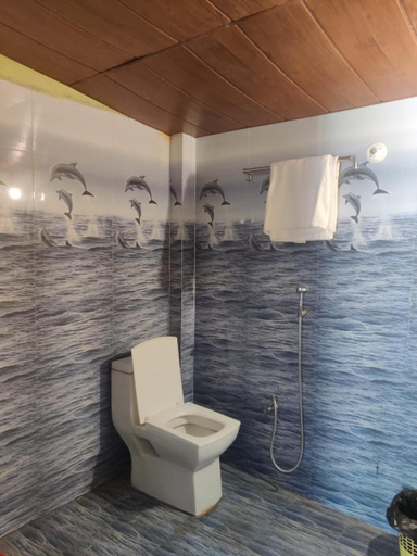 Bathroom 3, Lake & woods, Nainital