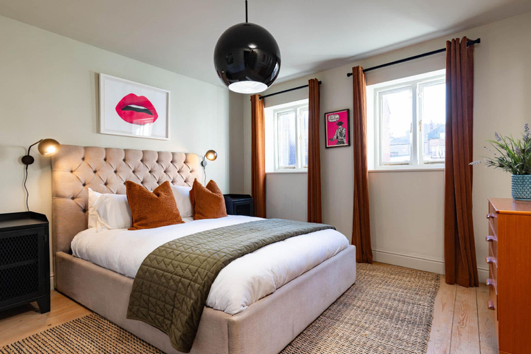 Bedroom 1, Old Town House in Scarborough, North Yorkshire