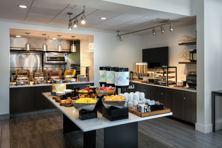 Food & Drinks 5, Hilton Garden Inn Tri-Cities/Kennewick, Benton