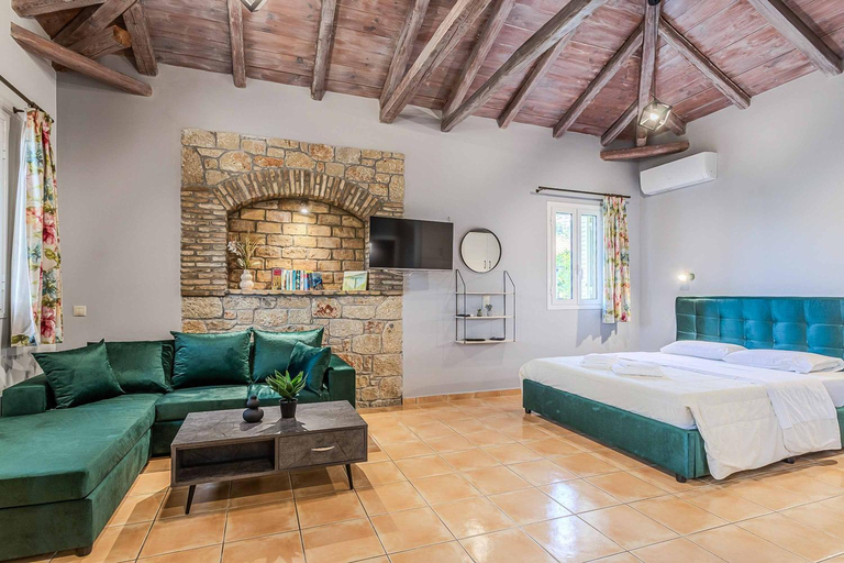 Bedroom 2, Villa Palataki I, Peloponnese