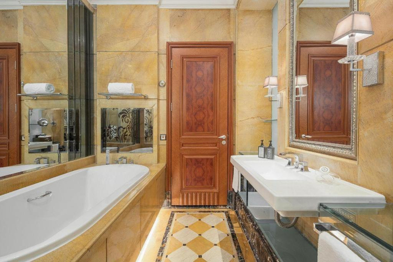 Bathroom, Chateau Star River Taiyuan, Taiyuan