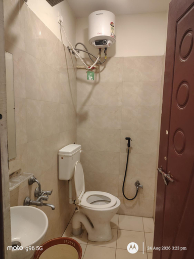 Bathroom 3, HoTEL LEELA ELITE, Krishna