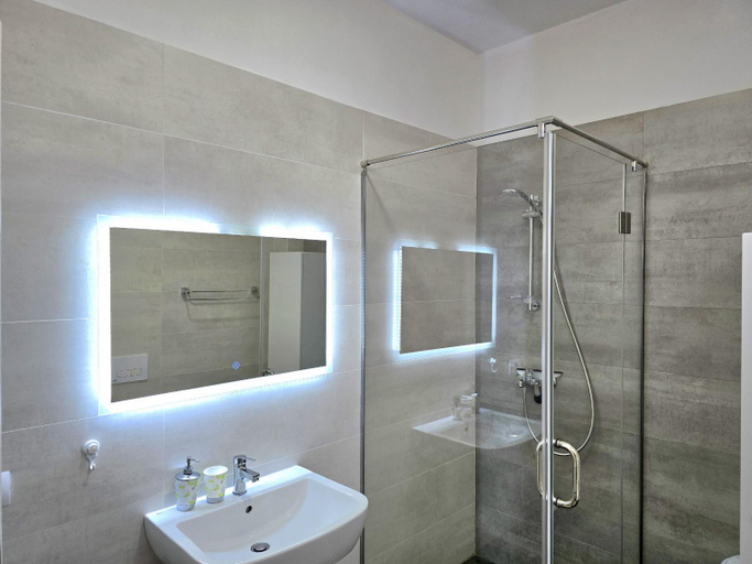 Bathroom 2, Modern Villas at Perla Resort, Durrësit