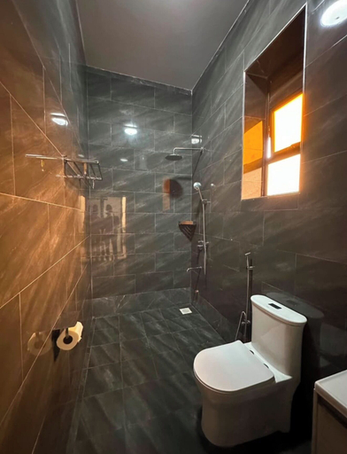 Bathroom 5, Cassie Homes, Kampala