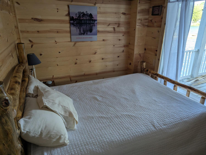Bedroom 2, Shad Cove Lake Rentals, Elmore