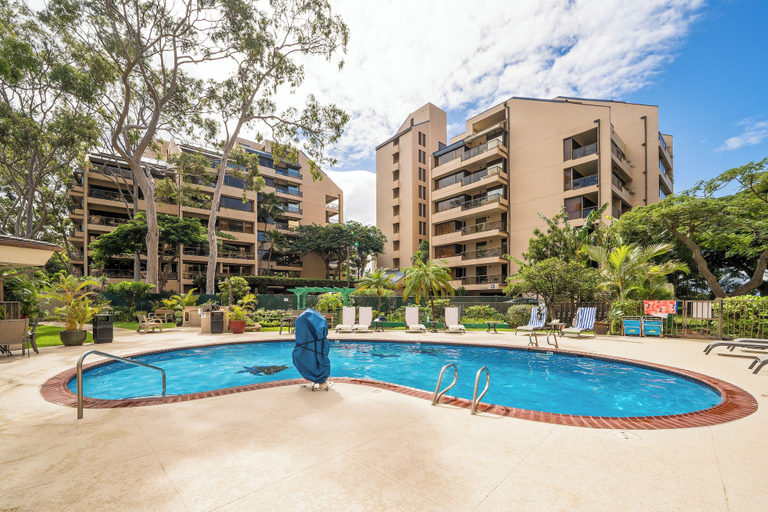 Exterior 5, Direct Oceanfront 2BD Condo w Panoramic Views in West Maui-valley Isle 408, Maui