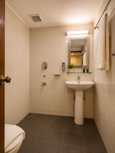 Bathroom 5, Hotel Fountain, Dhaka