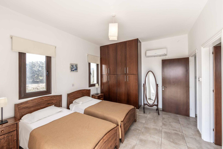 Bedroom 2, Villa Evanthia