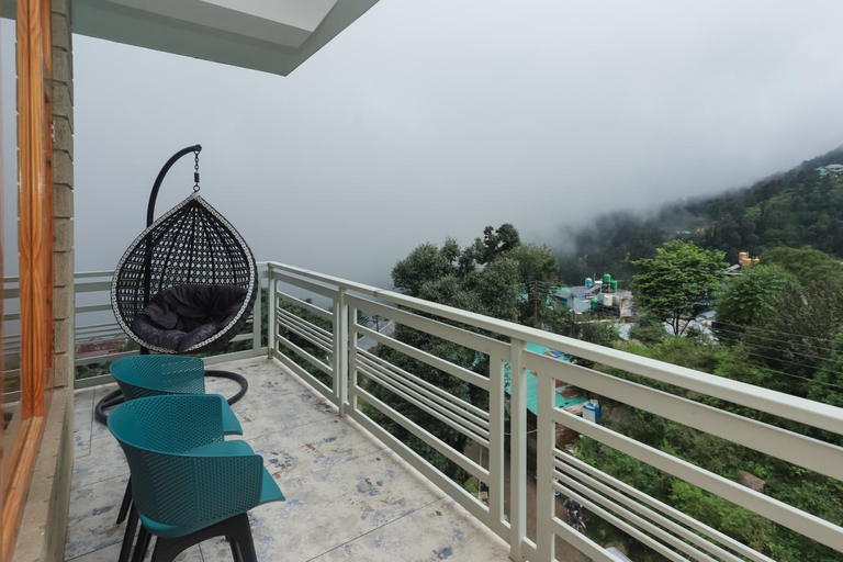 4, BR Resort, Kangra