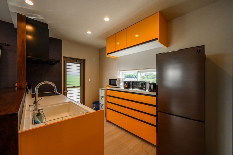Others 5, Orange House, Miyakojima