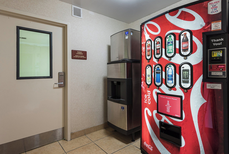 Food & Drinks 5, Red Roof Inn Etowah - Athens, TN, McMinn