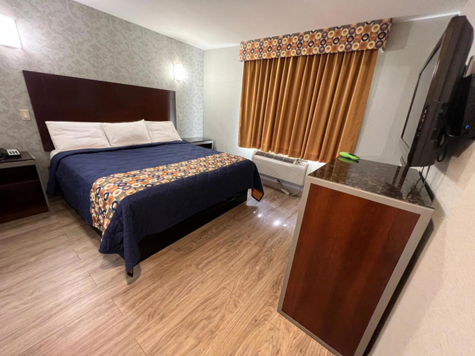 Bedroom 2, Atlantic Motor Inn, New York