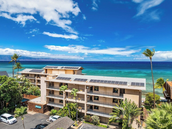 Interior 3, 2BD Oceanfront Condo With Pool Near Beach-nohonani 105, Maui