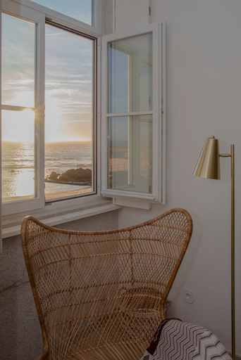 Others 5, Liiiving in Porto Luxury Beachfront Apartment II, Porto