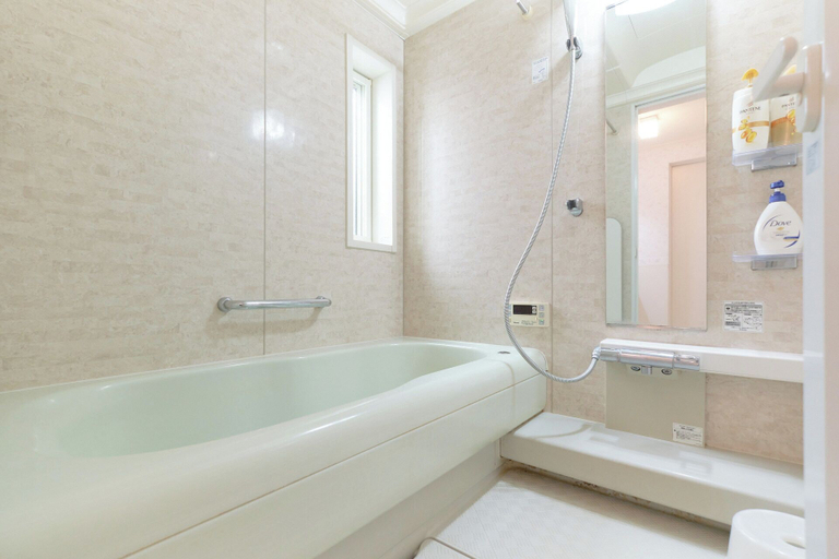 Bathroom 4, Soshigaya Apartment, Setagaya
